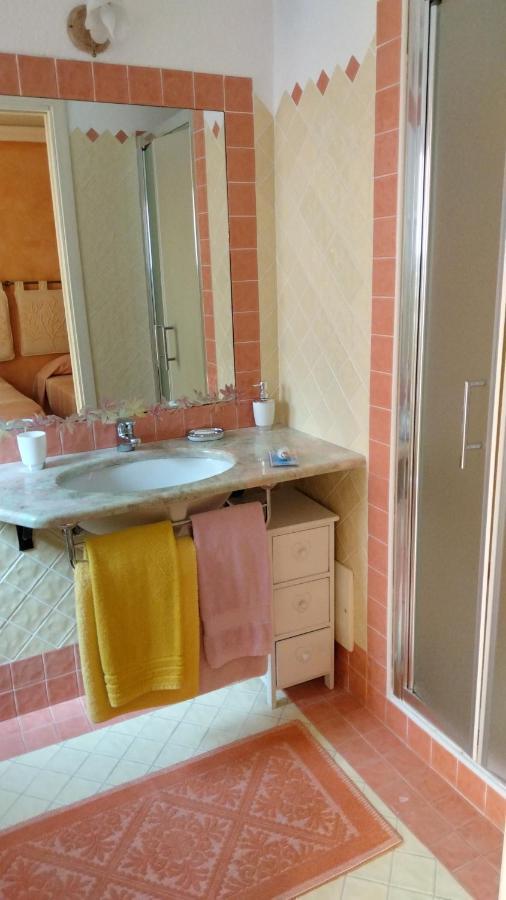 B&B Le Farfalle Palau Ngoại thất bức ảnh