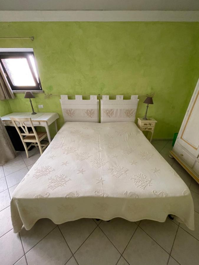 B&B Le Farfalle Palau Ngoại thất bức ảnh