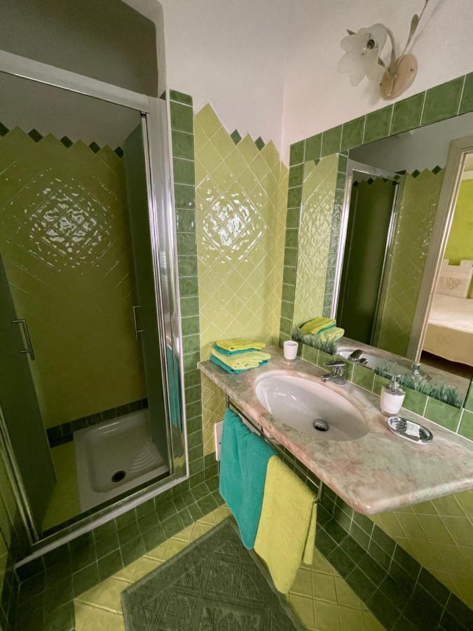 B&B Le Farfalle Palau Ngoại thất bức ảnh