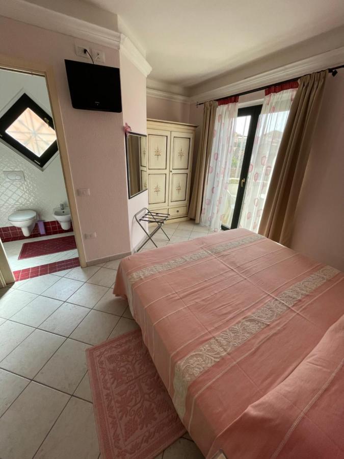 B&B Le Farfalle Palau Ngoại thất bức ảnh