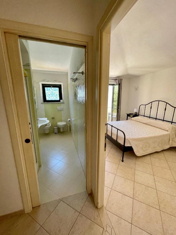 B&B Le Farfalle Palau Ngoại thất bức ảnh